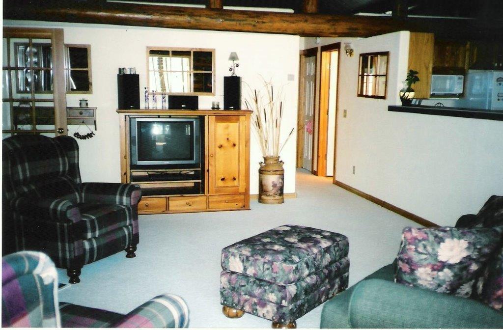 Silverwolf Log Chalets Coram エクステリア 写真
