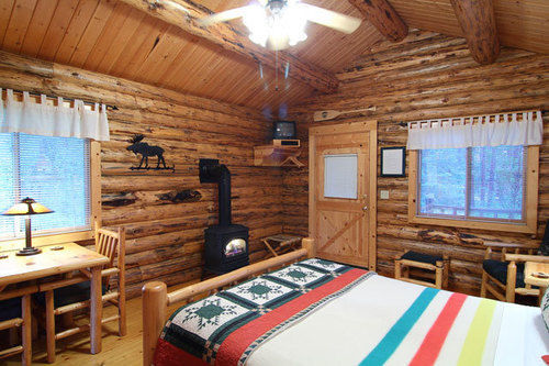 Silverwolf Log Chalets Coram エクステリア 写真